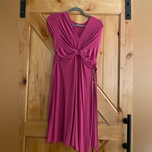 EUC Seraphine Maternity magenta dress